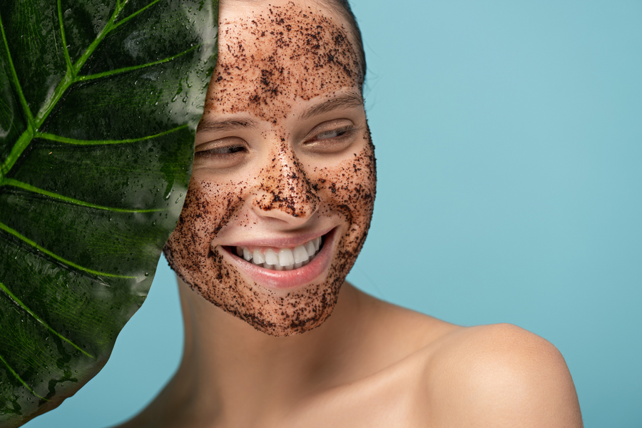 8 recetas caseras de exfoliantes corporales y faciales